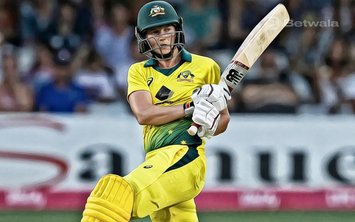 Meg Lanning Leads Australia to Another Victory