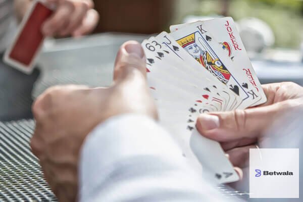 Online Casino Table Games & Slot Games Explained