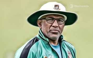 Hathurusingha Insists He Will Finish His Contract