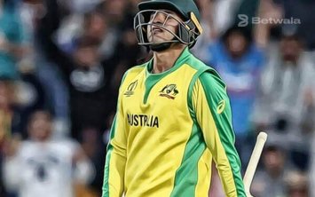 Khawaja Ruled Out Of World Cup Ahead of Semi-Finals