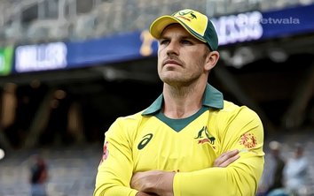 Aaron Finch Disappointed Towards Officials After Defeat