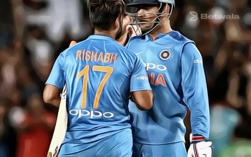 MS Dhoni Wants the Selectors to Prepare Rishabh Pant MS Dhoni Wants the Selectors to Prepare Rishabh Pant