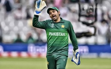 Sarfaraz Ahmed Shares Record With MS Dhoni Sarfaraz Ahmed Shares Record With MS Dhoni