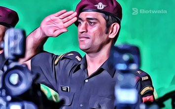 Dhoni Seen in Airport Despite not Part of India Team Dhoni Seen in Airport Despite not Part of India Team