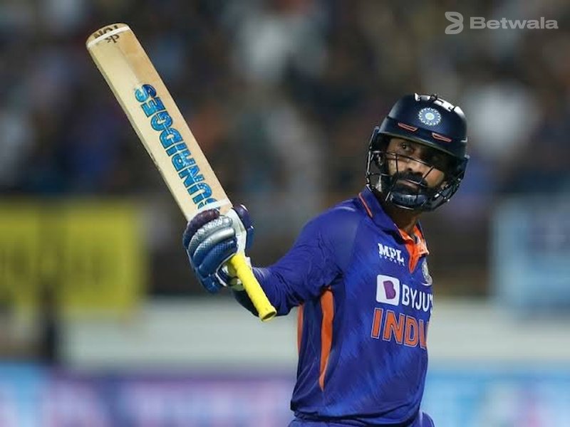 Dinesh Karthik breaks MS Dhoni’s record, becomes the oldest Indian cricketer to score a T20I fifty